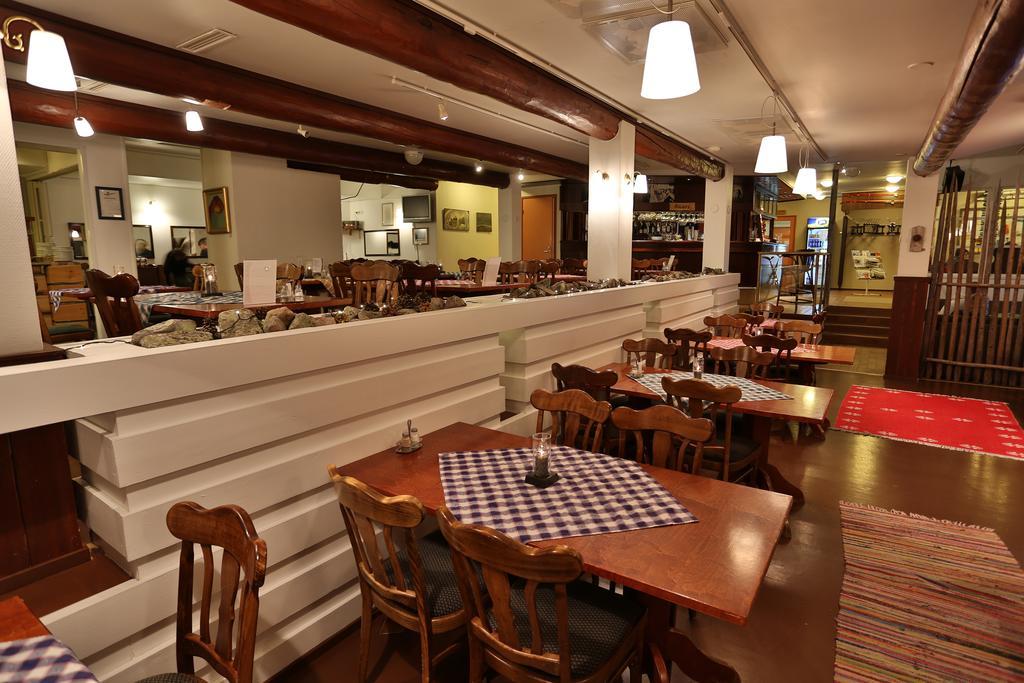 Yllaes Lake Hotel Yllasjarvi Ngoại thất bức ảnh